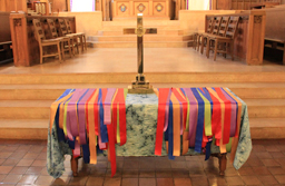 ribbon table